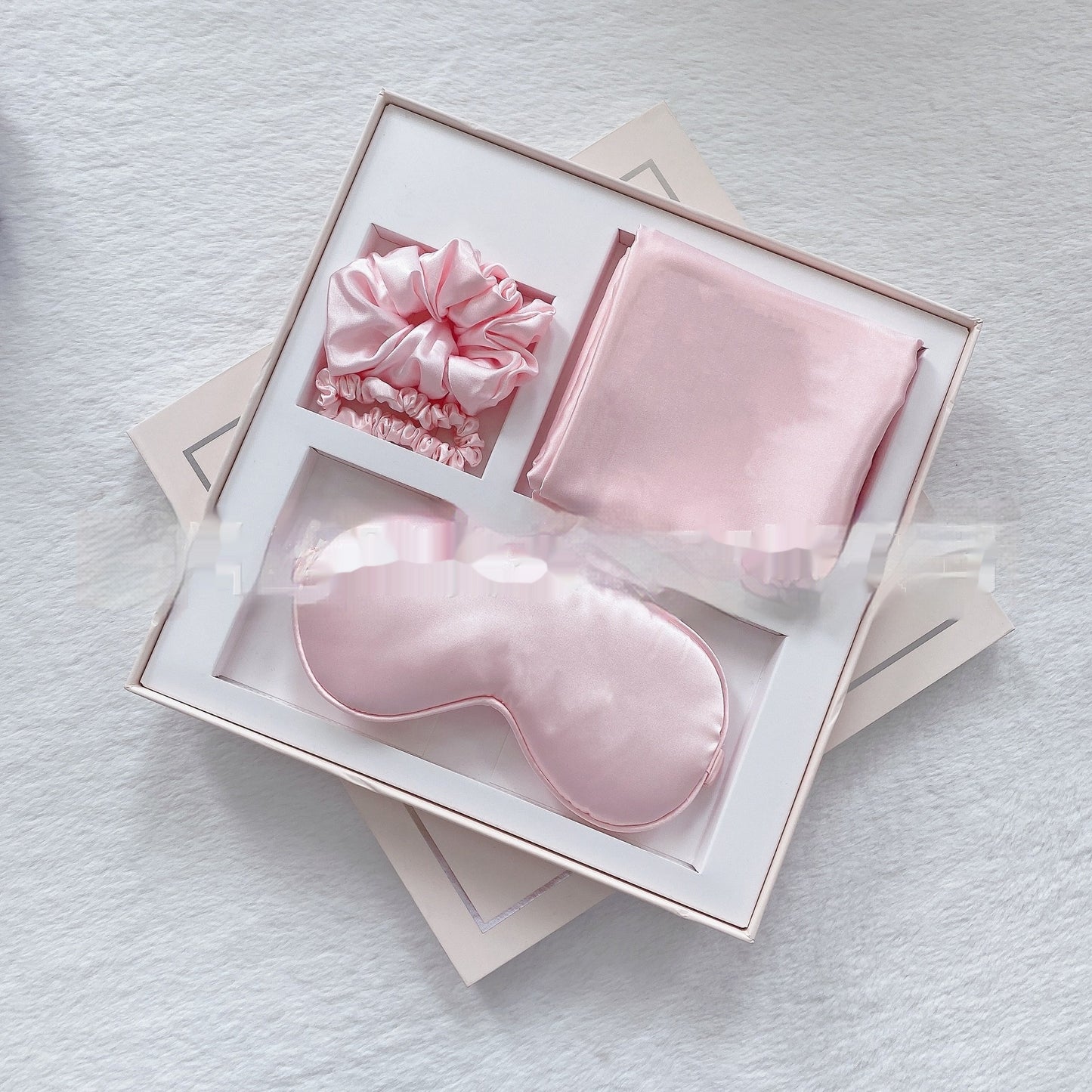 Hand Gift Box Eye Mask Set Four Piece Set