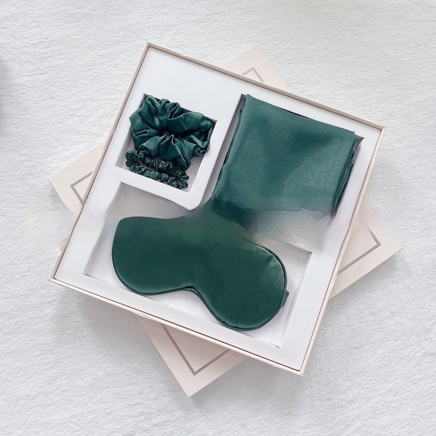 Hand Gift Box Eye Mask Set Four Piece Set