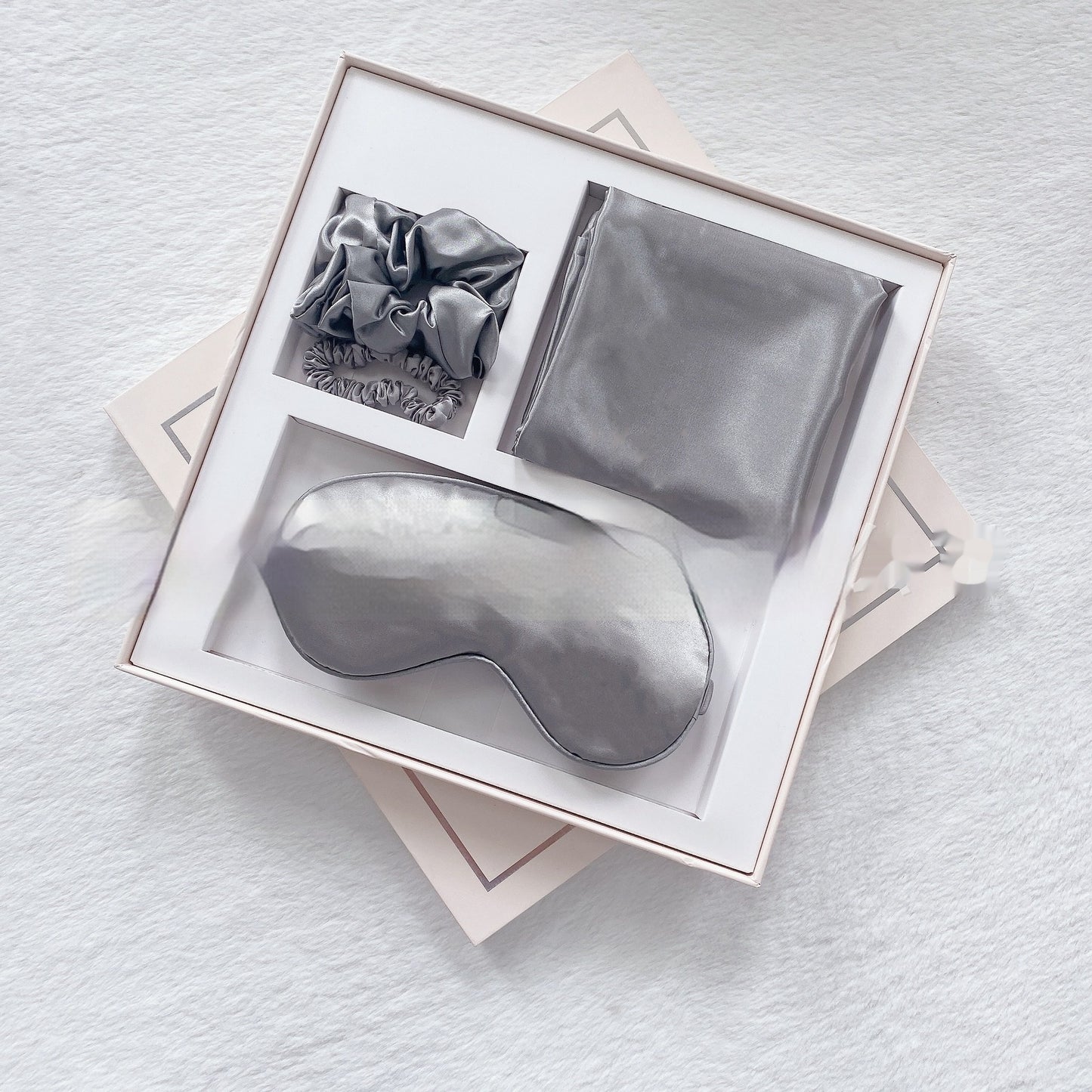 Hand Gift Box Eye Mask Set Four Piece Set